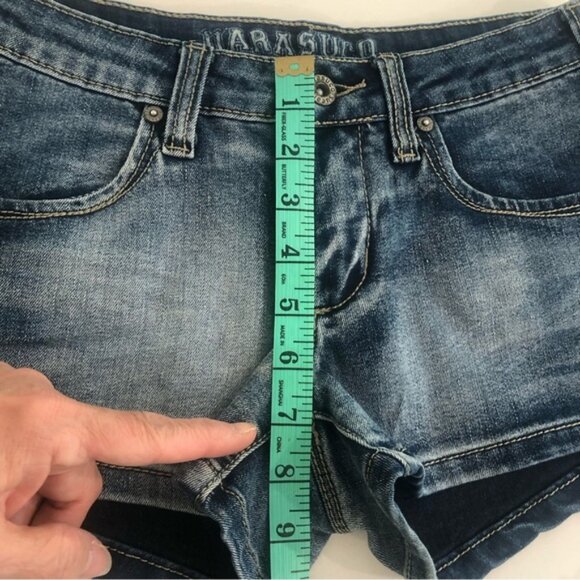 Parasuco Stretch Jean Shorts - Picture 13 of 14